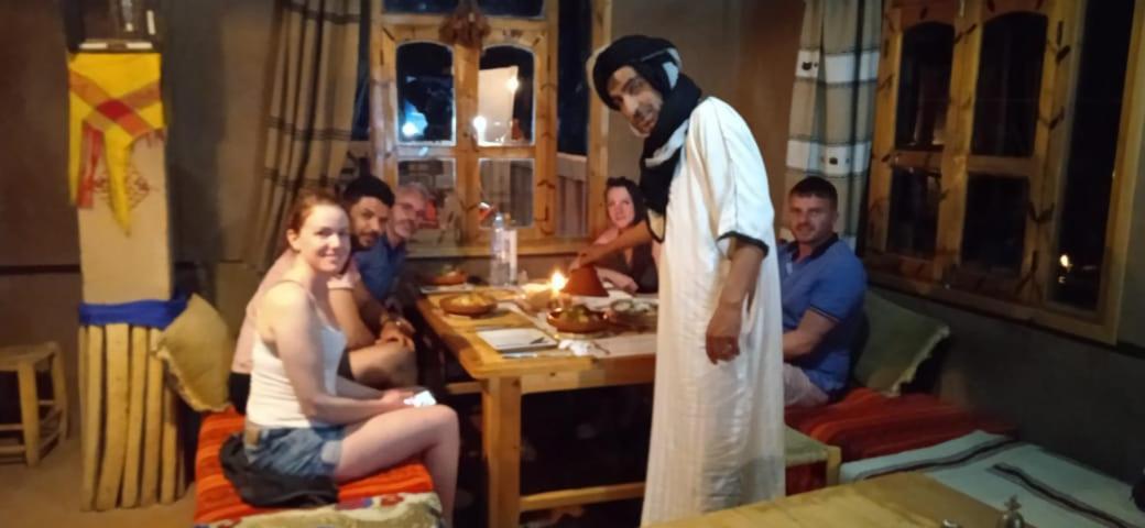 Riad Pizzeria Marhaba Akhendachou n'Ait Ouffi Kültér fotó