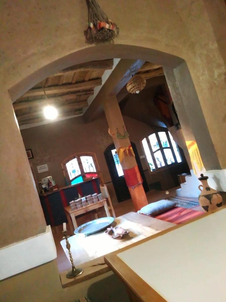 Riad Pizzeria Marhaba Akhendachou n'Ait Ouffi Kültér fotó