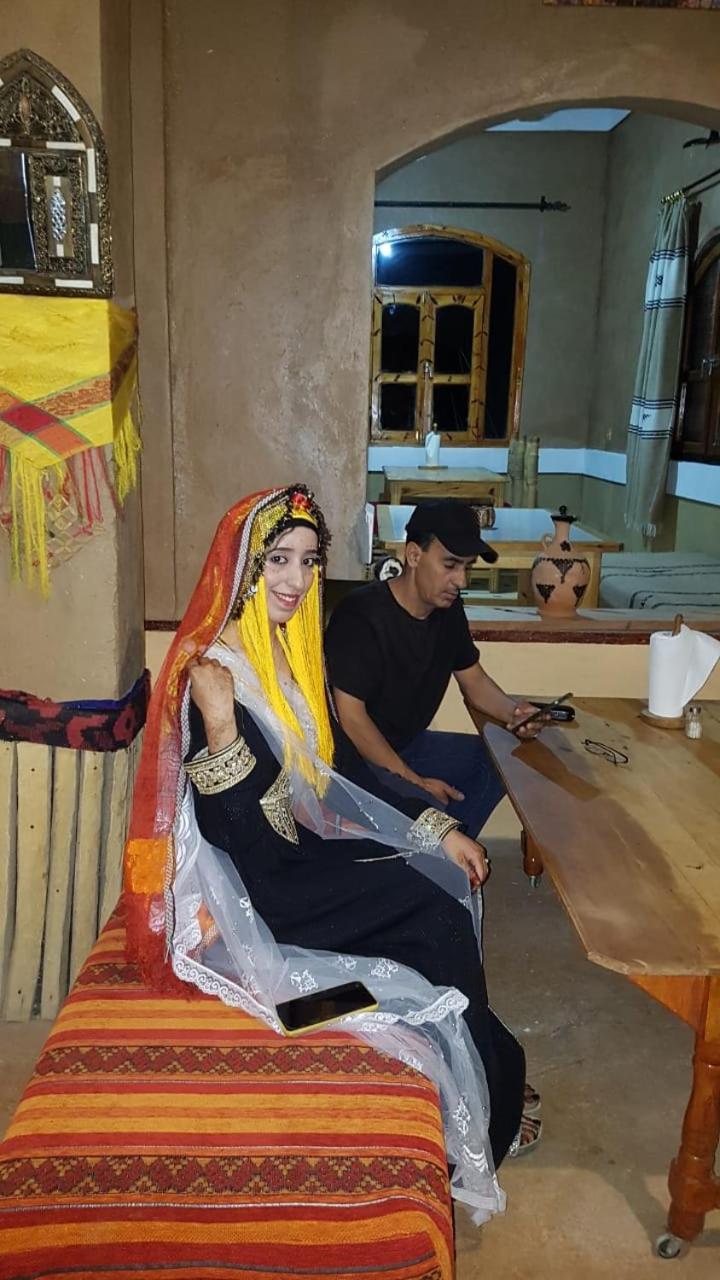 Riad Pizzeria Marhaba Akhendachou n'Ait Ouffi Kültér fotó